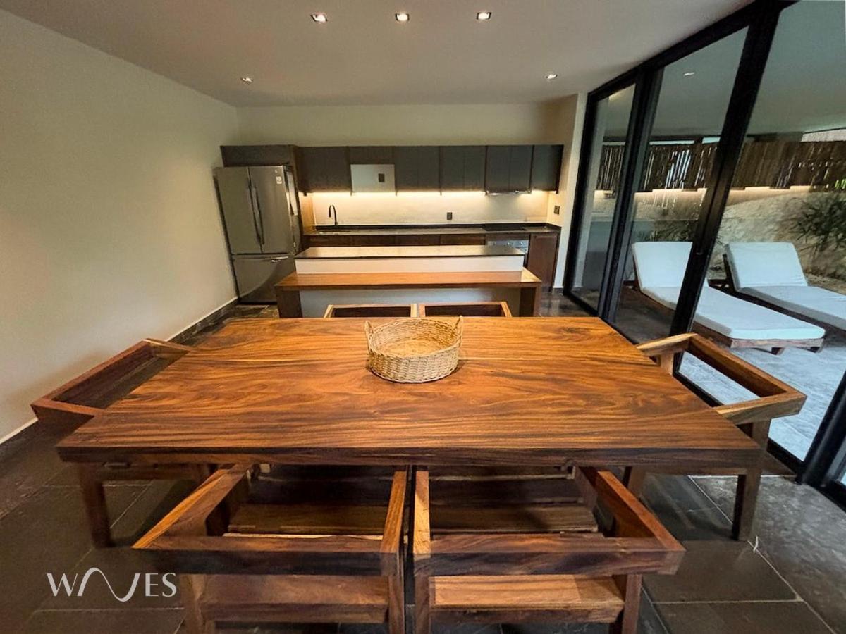 2br W Private Pool Near The - Spacious Apartment