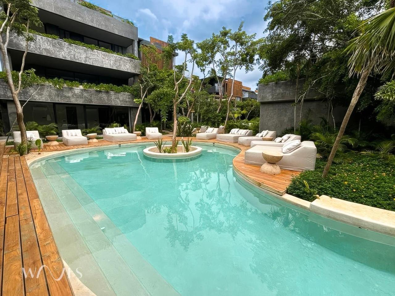 Apartment 2br W Private Pool Near The - Spacious