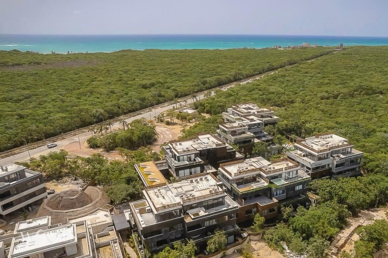 2br W Private Pool Near The - Spacious